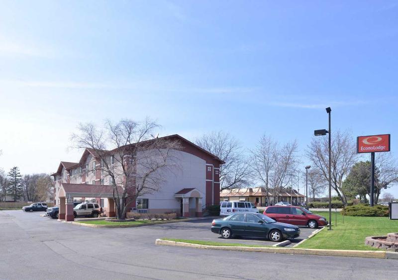 Rodeway Inn Waukegan - Gurnee Ngoại thất bức ảnh